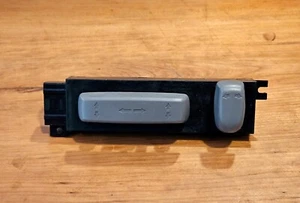 Interruptor eléctrico asiento conductor delantero izquierdo gris OEM 09 HONDA ODYSSEY 05-08 - Imagen 1 de 2