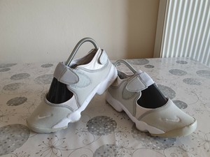 nike rift size 5.5