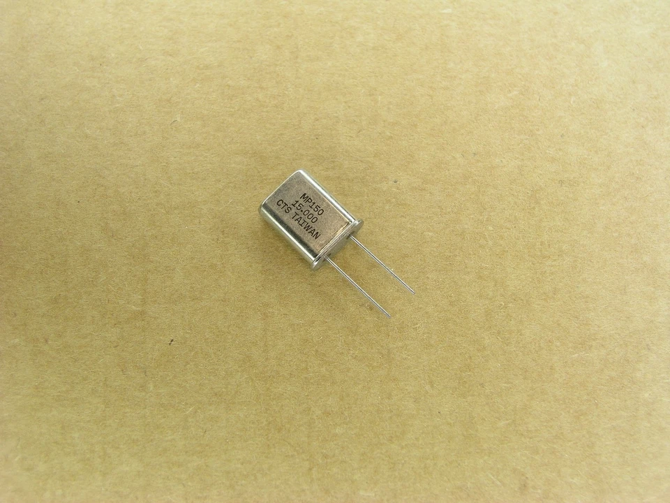 S00763M (Lote de 2 Piezas) Cristal 15.000 Mhz, HC-49U, CTS, MP150 Foto 1 de 1