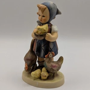 Figura Hummel #199/0 Feeding Time 1948 con Alemania Goebel - Imagen 1 de 6