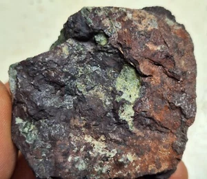 Mineral de cobre - con cobre - basalto amigdaloidal para joyería de cableado lapidario - Imagen 1 de 7