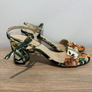 Stuart Weitzman Botanical nudist Jacquard Sandals size 8 Women Summer Casual - Picture 1 of 9