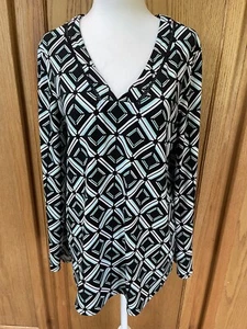 KAARI BLUE Damen Pullover Oberteil Bluse Gr. Medium M Schwarz Aqua Geo V-Ausschnitt - Bild 1 von 8