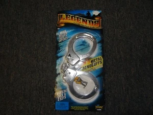 LEGENDS OF THE WILD WEST METAL HANDCUFFS **CHILDREN'S TOY** NEW IN PACKAGE * - Picture 1 of 2