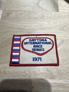Vintage Rare 1971 Daytona International Race Series Cloth Patch - Picture 1 of 6