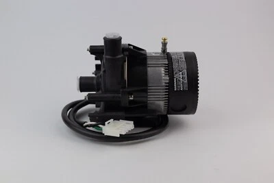 Laing / Goulds E10 Spa Circulation Pump E10-NSHNDNN2W (65W, 3/4", Smooth Barb) - Image 1 of 4