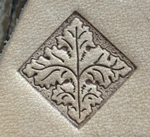 Sergey Neskromniy Leather Tools - Geometric Border Stamp 9/16"" - Leaf - Picture 1 of 3