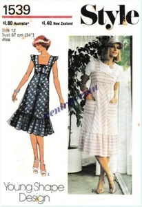 STYLE SEWING PATTERN #1539 LADYS' DRESS OR PINAFORE : SIZE 12 : CUT - Picture 1 of 2