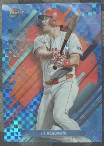 2025 TOPPS FINEST J.T. REALMUTO #210 RARA SCACCHIERA BLU /49 - Foto 1 di 2