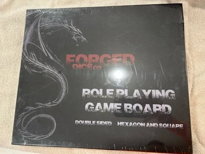 锻造 Dice Co 双面游戏板六角形和方形 26 x 22 — 第 1/2 张图片