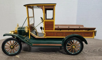 Franklin Mint 1913 Ford Model T Brown Diecast Pick Up Truck 1:16 Scale - Image 1 of 4