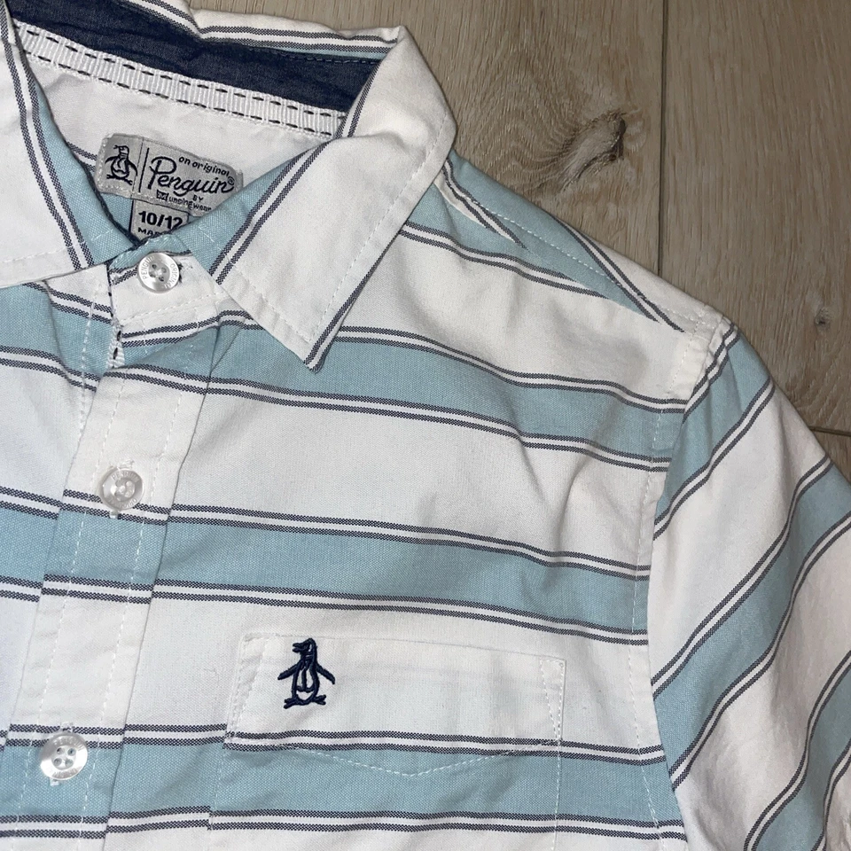 Camisa con botones Penguin Boys logotipo a rayas talla 10-12 usada en excelente estado Foto 1 de 4