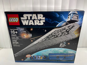 LEGO Star Wars Super Star Destroyer 10221 Brand New MINT Incredible Condition !