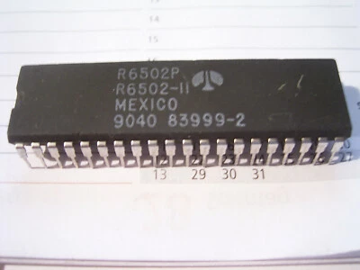 R 6502 AP CPU Baustein für C64 Floppy 1541 1571 neu + nicht ausgelötet +verbogen - Bild 1 von 2