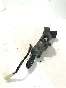 Chevrolet Nubira Ignition Barrel With Key U-100 Genuine 2.0 Vcdi 2008 Estate - Picture 1 of 9