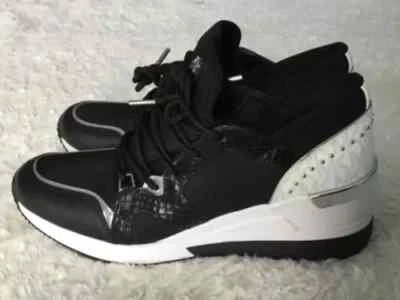 Michael Kors Women Liv Trainer Shoes, Black/White New Size 9.5 - Image 1 of 4