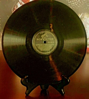 Larry Clinton Orchestra 78 rpm RCA Victor 25789 Marble Halls / Martha Exc - Image 1 of 4