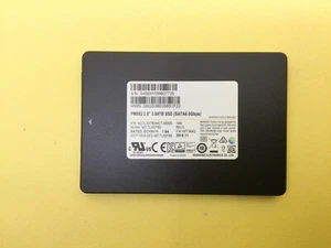 MZ-7LH3T80 Samsung PM883 Series 3.84TB 2.5" SATA 6Gb/s SSD MZ7LH3T8HMLT - Picture 1 of 3
