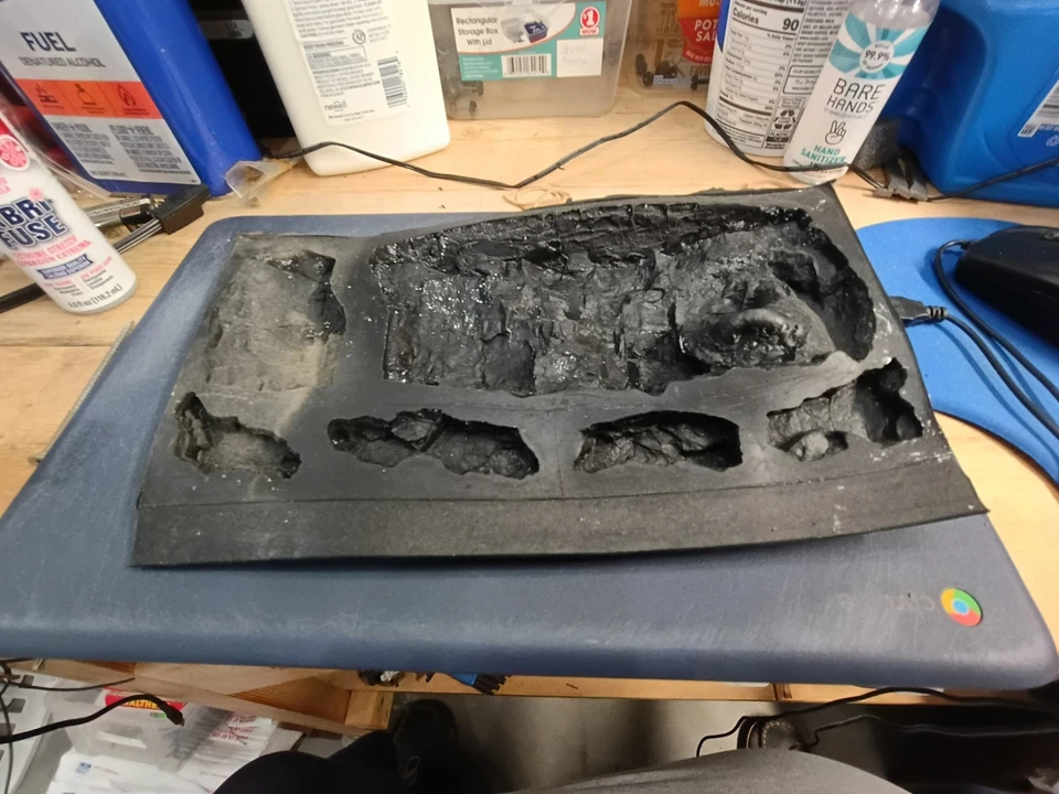 Moldes de roca para paisajes bosques escénicos moldes de roca de goma usados 3 diferentes Foto 1 de 4