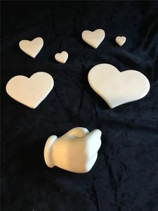 CERAMIC BISQUE UNPAINTED HAND AND HEARTS READY TO PAINT UPAINT NEW country - Picture 1 of 9