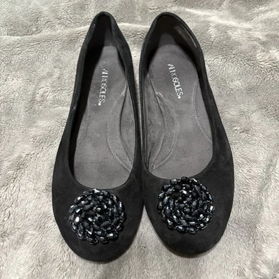 Черные туфли на плоской подошве AEROSOLES Bexxotic с черным бисером размер 9 Вт - Изображение 1 из 4