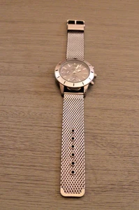 Reloj Banda Malla Cara Gris Lavandería Inglés EL7604 BATERÍA FRESCA - Imagen 1 de 6