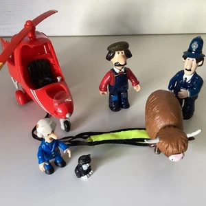 POSTMAN PAT, JESS THE CAT AND DAISY THE COW WITH SDS DELIVERY HELICOPTER +TED - Picture 1 of 5