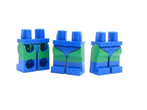 MONTAJE DE PIERNAS: PANTALONES VERDES BOTAS AZULES estampados personalizados en LEGO® oficial - Imagen 1 de 1