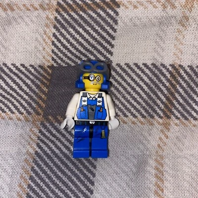 LEGO POWER MINERS BRAINS MINIFIG MINI FIGURE WITH VISOR FROM SET 8961 Pm013 - Image 1 of 3