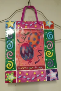 FLOMO GEBURTSTAG GESCHENKTASCHE MEHRFARBIG MIT BALLONS - Bild 1 von 3