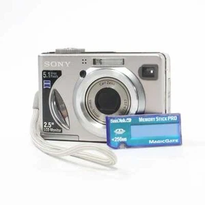 Sony Cyber Shot DSC-W5 3x Zoom 5.1mp with specialty card included (Silver) - Picture 1 of 7