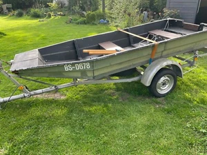 Aluboot mit Trailer - Bild 1 von 4