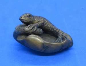 Japanese wood vintage Victorian Meiji Period oriental antique lizard netsuke - Picture 1 of 12