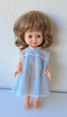 RARE ANCIENNE POUPEE VISAGE EXPRESSIF AVEC POUET DANS LE DOS 33 cm MADE IN ITALY - Photo 1/4