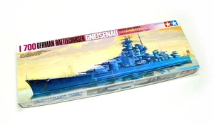 TAMIYA modello militare 1/700 nave da guerra incrociatore da battaglia tedesco Gneisenau 77520 - Foto 1 di 2