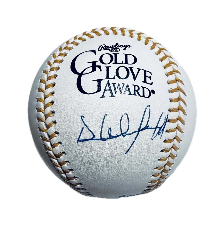 DAVE WINFIELD HAND SIGNED AUTOGRAPH RAWLINGS GOLD GLOVE BASEBALL COA AUTO - Image 1 of 1