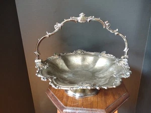 BOULTON? SWING HANDLED BASKET OLD SHEFFIELD PLATE WILLIAM IV c1830 12" Heavy - Picture 1 of 12