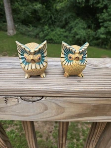 Vintage handbemalte Holz 3" Eulen Figuren Paar Volkskunst Boho rustikal Wohndeko - Bild 1 von 13
