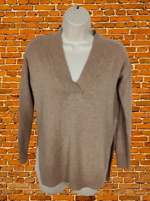 WOMENS NEXT SIZE UK XS 6 CAMEL V-NECK PULLOVER JUMPER CASHMERE WOOL BLEND WINTER - Image 1 of 4