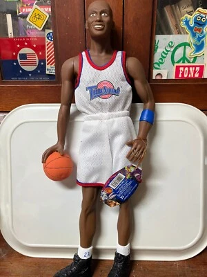 Figura de vinilo 1996 Michael Jordan Space Jam 18" exclusiva de JC Penney con etiquetas Foto 1 de 2
