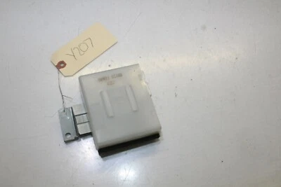 2005 INFINITI G35 COUPE UNDER DASH POWER SEAT CONTROL MODULE Y207 — 第 1/4 张图片