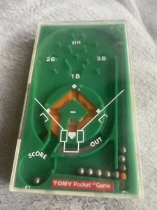 1975 Vintage Tomy Pocket Baseball Game **WORKS GREAT** VG Condition - Picture 1 of 2