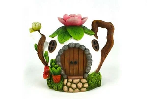 Casa de tetera blanca, casa de jardín de hadas en miniatura, idea de regalo de cumpleaños o vacaciones - Imagen 1 de 1