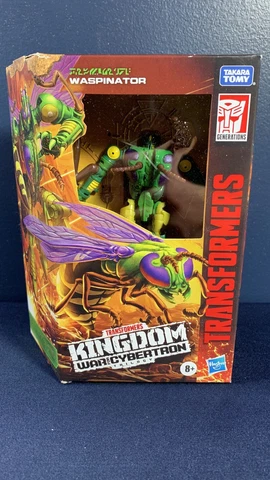 Transformers Kingdom War for Cybertron Figure WFC-K34 Waspinator New/Sealed USA Cover