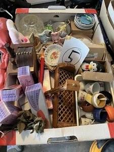Flohmarktkiste 5 Konvolut Deko Glas Porzellan Haushaltsauflösung - Bild 1 von 4