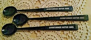 DOWNTOWNER MOTOR INNS SWIZZLE STICK SET 3 BLACK PLASTIC STIRRER SPOON SPIR-IT. - Picture 1 of 4