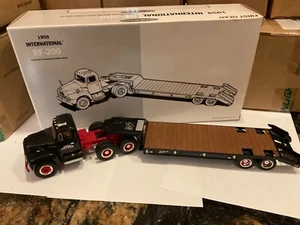 Remolque de tractor First Gear 1:34 1959 International RF200 Lowboy Latona - Imagen 1 de 1