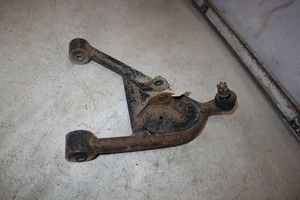 02-14 SUZUKI OZARK LT-F250 LEFT FRONT LOWER A ARM 52420-05820 - Picture 1 of 6