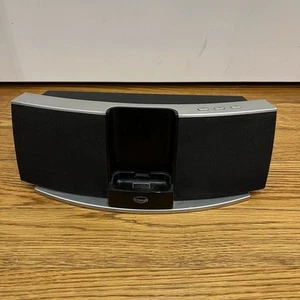 Klipsch iGroove SXT 30-Pin iPod/iPhone Speaker Dock NO Cord NO Remote - Picture 1 of 9