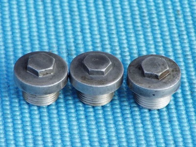 Honda CB550 CB750 CB350 CB900 CB650 CB500 CB400 CB1100 CB1000 oil passage caps - Image 1 of 3